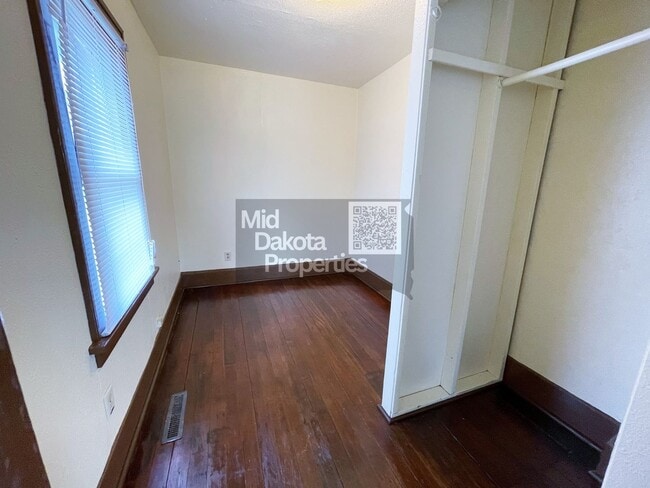 Foto del edificio - 601 S Lawler- 2 Bedroom House