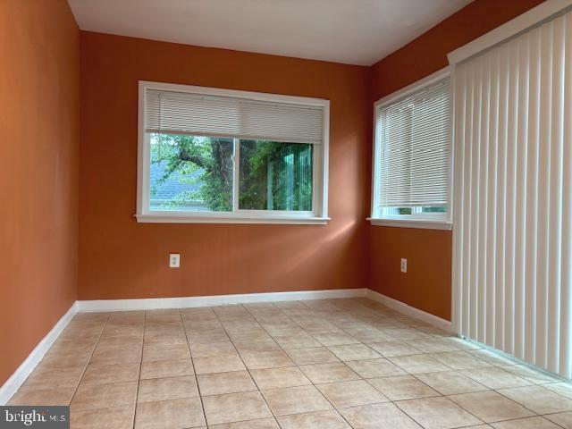 Foto del edificio - 7445 Patterson Rd