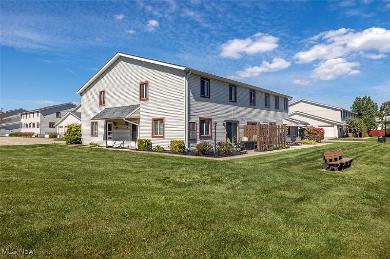1291 Jester Ct Brunswick, OH 44212 – photo 2