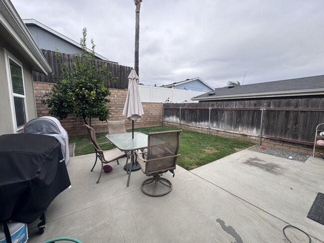 patio - 15935 Spring Oaks Rd