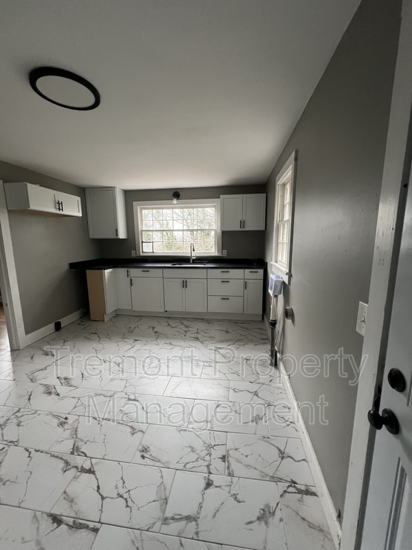 Foto del edificio - 2512 Campbell St