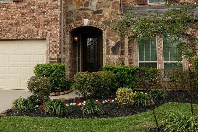 Building Photo - 6011 Regal Falls Ct