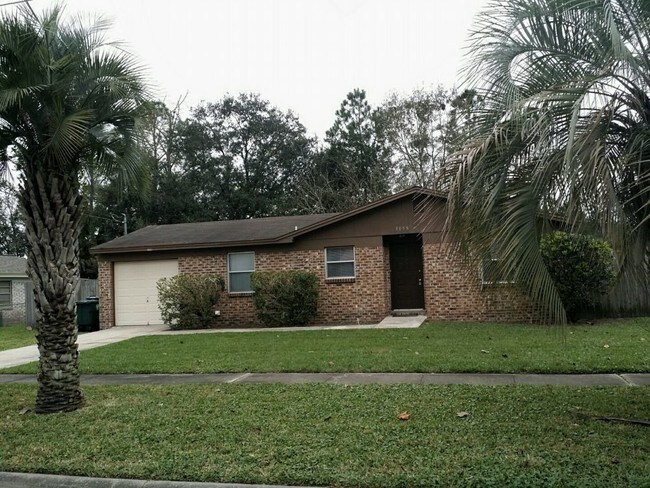 Building Photo - 3058 Mangrove Avenue