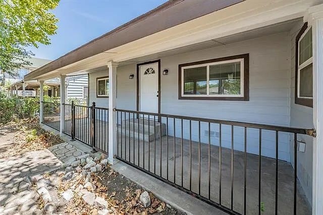 Building Photo - 193 Bass Rd