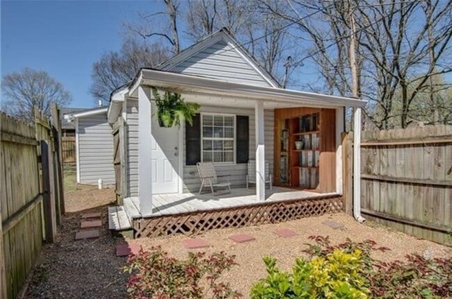 Beautiful Cottage Studio - Beautiful Cottage Studio House