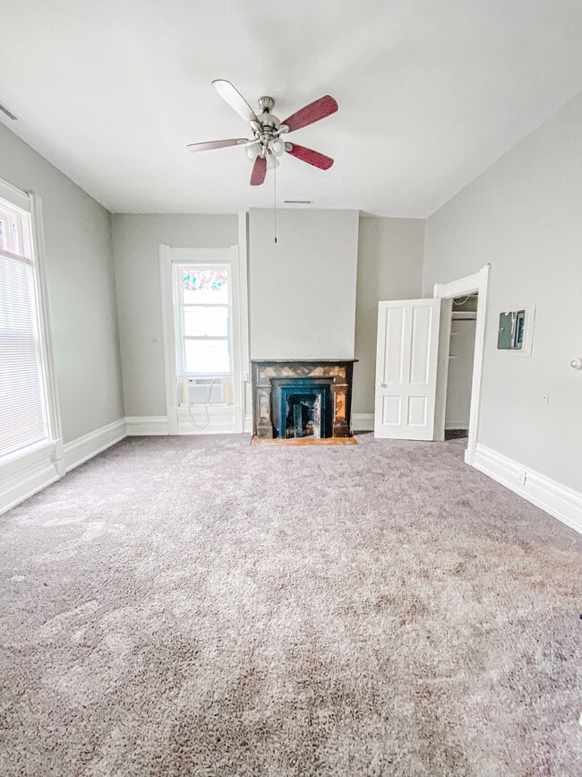 Building Photo - 214 Perrin Ave