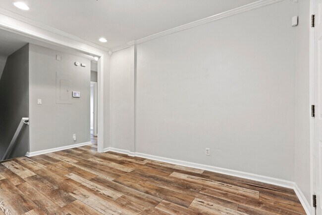Foto del edificio - 1268 Eastland Rd SE