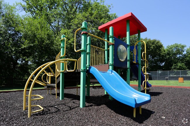 Foto del edificio - Jamestown at St. Matthews