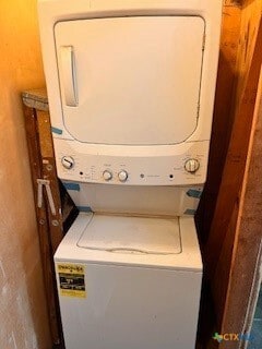 Building Photo - 900 Field St