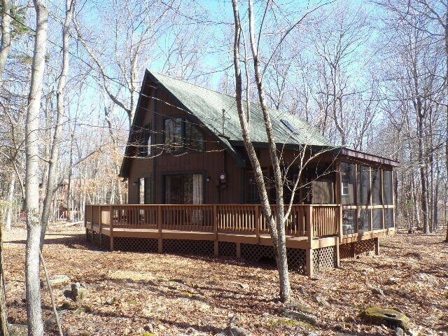 Building Photo - 64 Hugo Dr