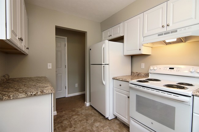 Building Photo - 1095 Parkridge Ct