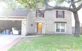 Building Photo - 9402 Towerstone Dr