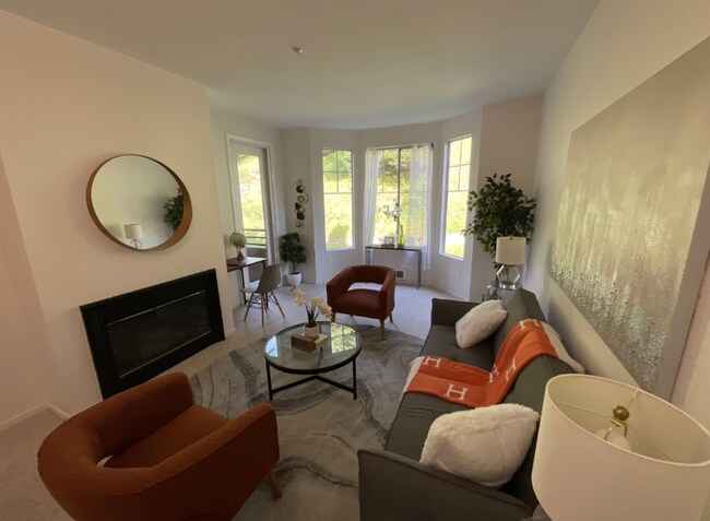 Foto del edificio - 240 Caldecott Ln