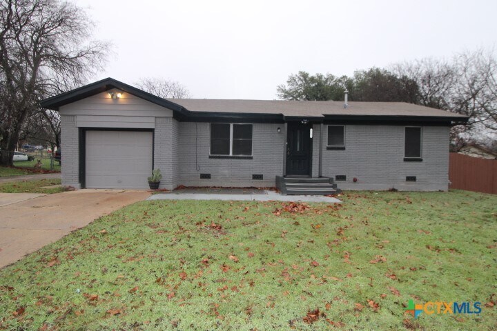 Foto principal - 2104 Brantley Ave
