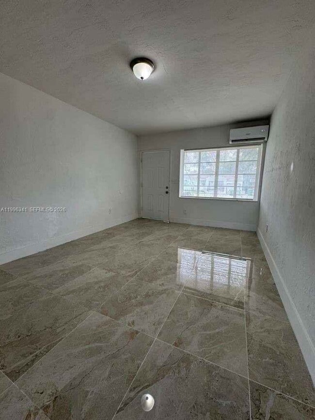 Photo - 9315 Little River Dr House