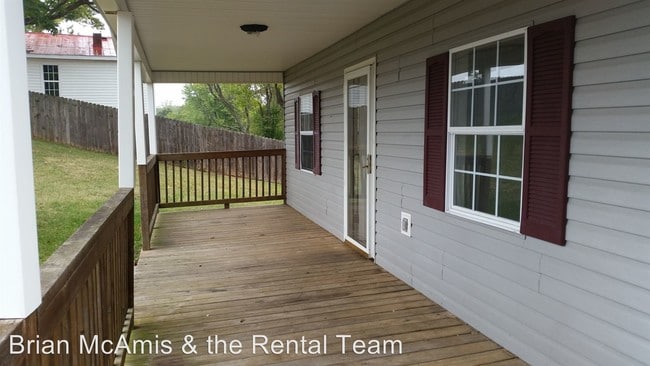 Building Photo - 3 br, 2 bath House - 950 Kingsport Hwy.