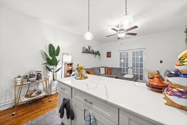 Foto del edificio - 429 Fairmount Ave