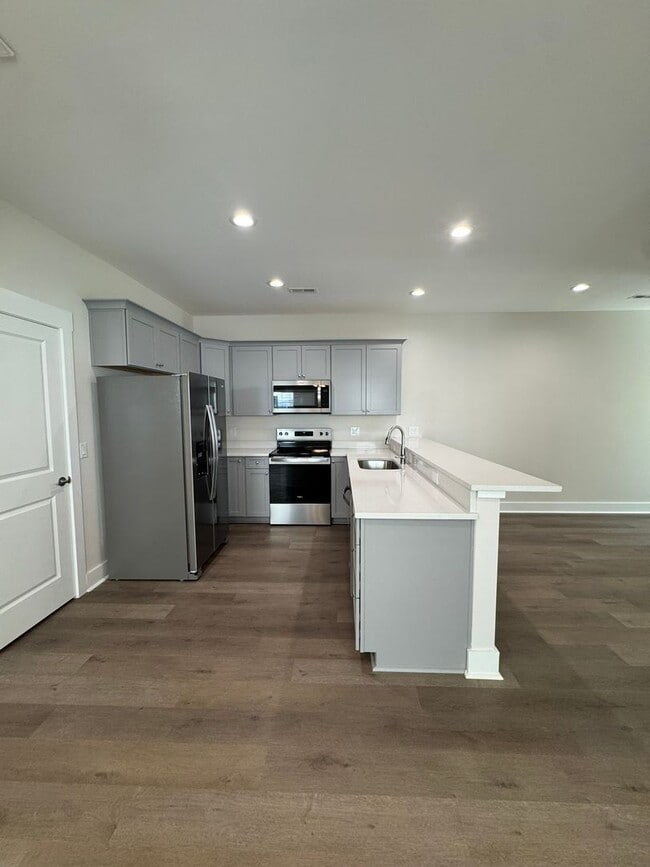 Building Photo - 115 Brawley Villas Pl