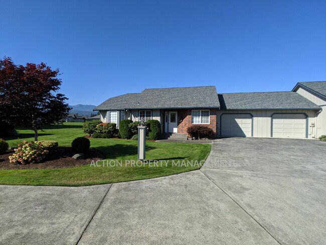 Foto del edificio - 3 bed 2 bath in Sherwood Village