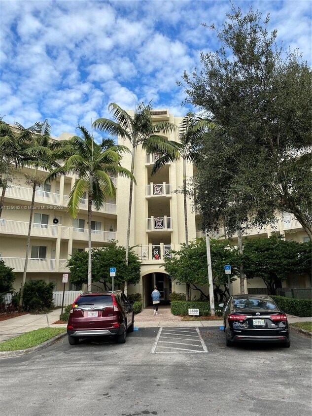 3500 Oaks Clubhouse Dr Unit 507, Pompano Beach, FL 33069 Apartment for Rent in Pompano Beach