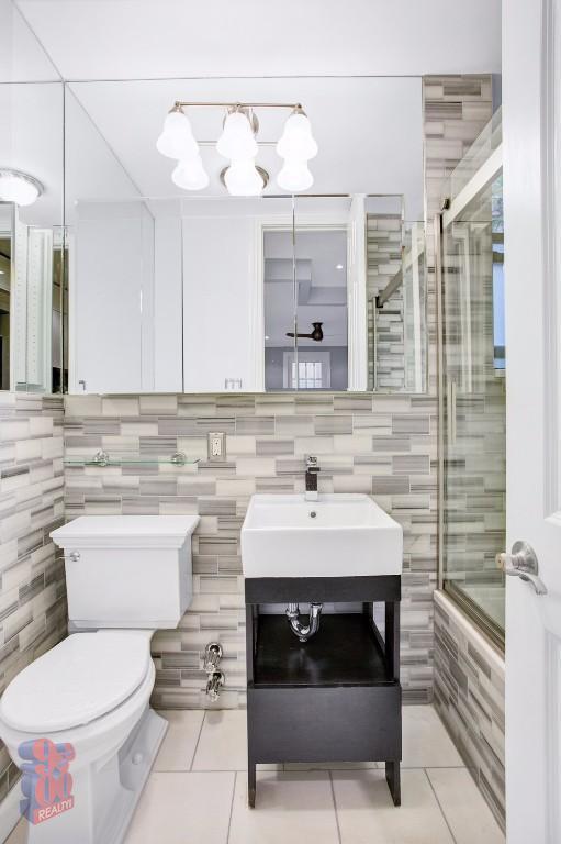 Building Photo - 52 Barrow St