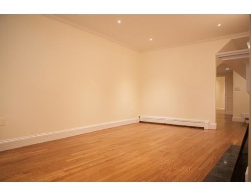 Building Photo - 22 Embankment Rd
