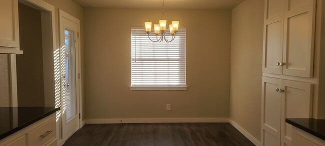 Dining Area - 1534 Winding Creek Rd