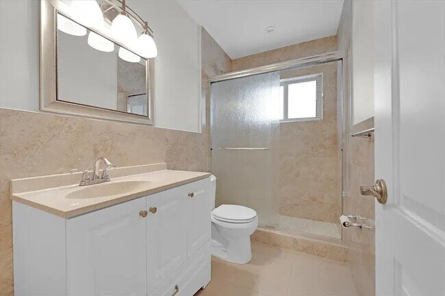 Foto del edificio - 8 NE 14th Ave