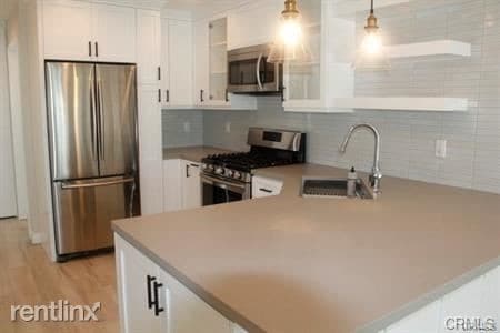 Building Photo - 2 br, 2 bath House - 601 E Balboa Blvd # C