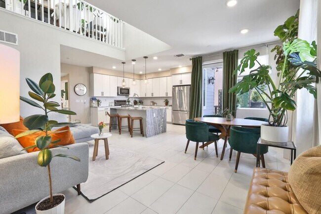 Foto del edificio - Milpitas Penthouse Condo 2 bed / 2 bath, m...