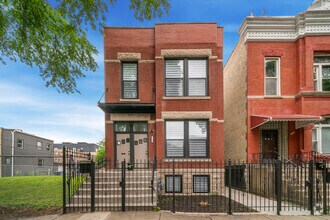 Building Photo - 1137 N Francisco Ave