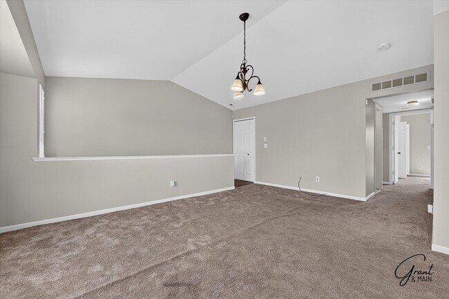 Building Photo - 30761 Hidden Pines Ln