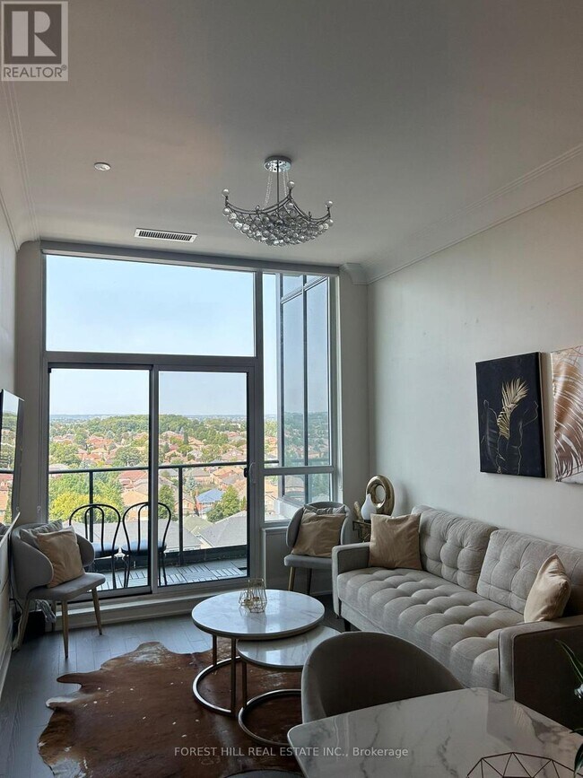 Photo du bâtiment - 396 Hwy 7