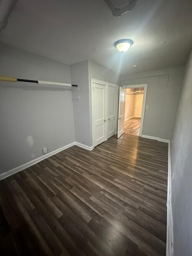 129 Scofield St Unit 13, Newark, NJ 07106 Apartments in Newark, NJ