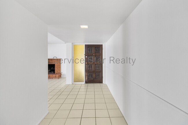 Foto del edificio - 6050 N Calle Mio