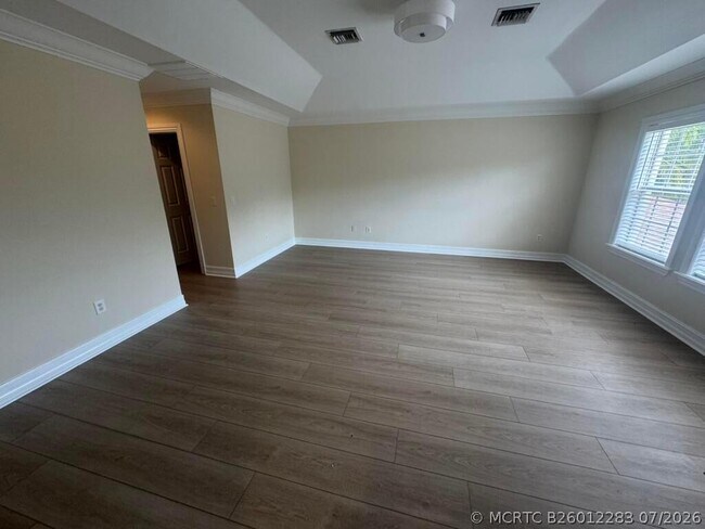 Foto del edificio - 2200 SW 13th Ave