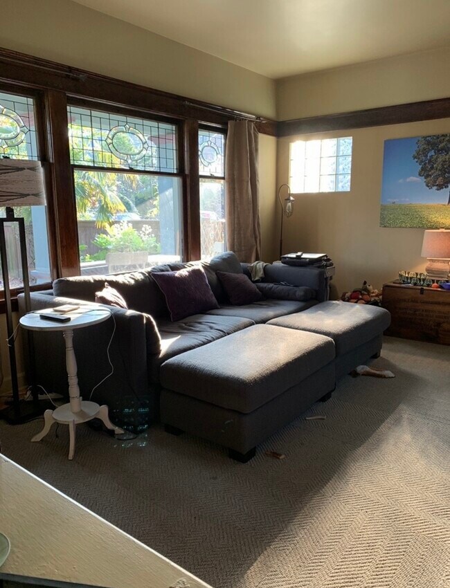 Living room - 6547 Greenwood Ave. N.