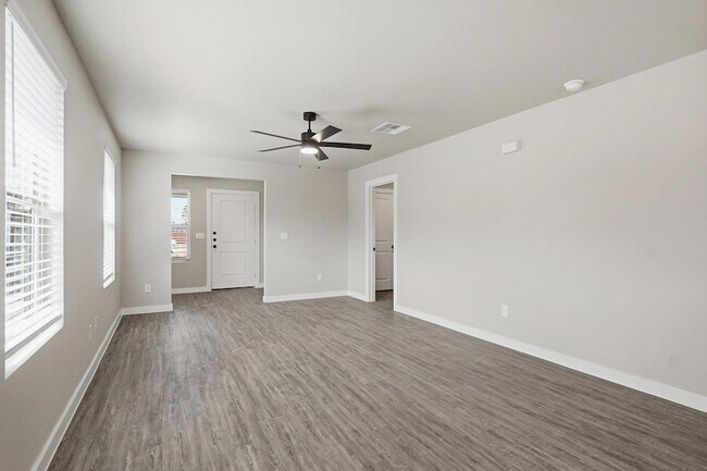 Foto del edificio - 502 Elmont St