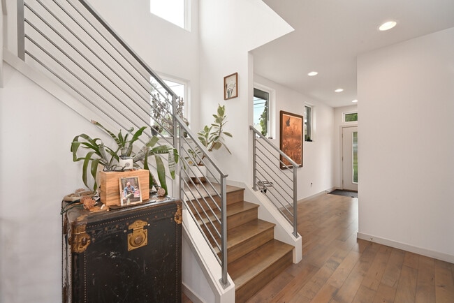 Photo - 3824 Renton Ave S House