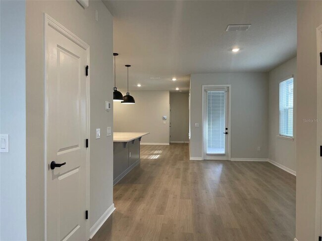 Foto del edificio - 9328 Hartline Wy