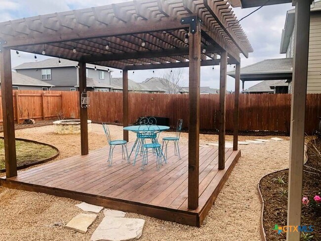 Building Photo - 448 Mallow Dr