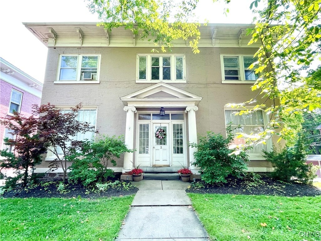 Primary Photo - 2 E Park Row