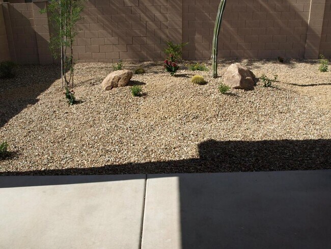 Foto del edificio - 3226 W Leisure Ln