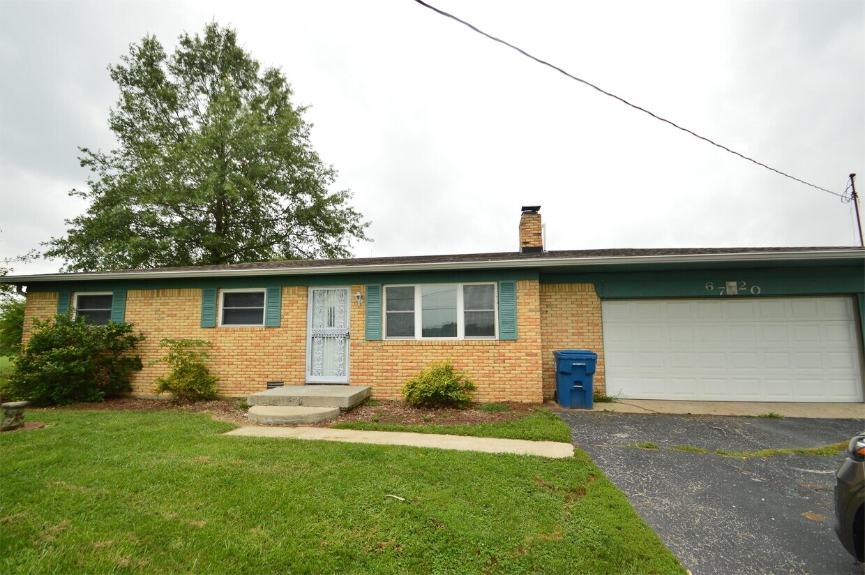 Foto principal - 6720 S Franklin Rd