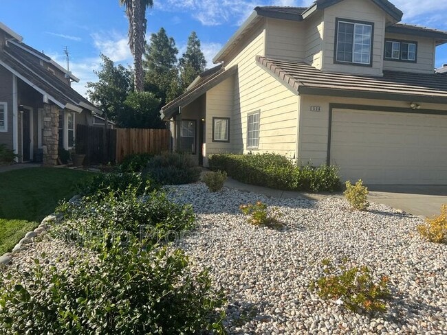 Building Photo - 556 Regency Cir