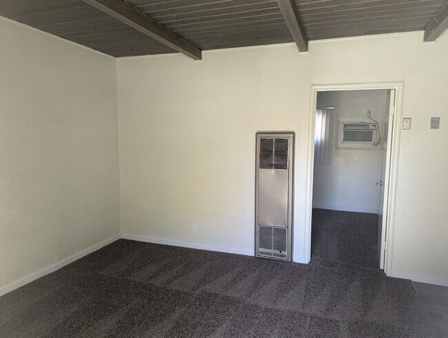 Foto del edificio - 1146 Stoddard Ave