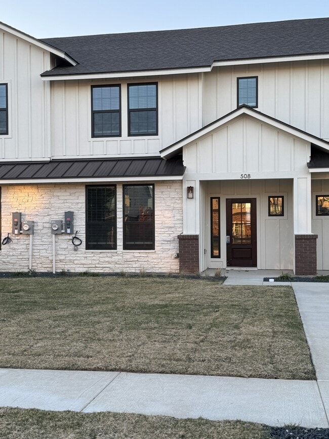 Building Photo - 508 Mercado St