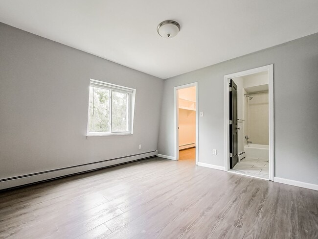 Building Photo - 2153 Decker Rd