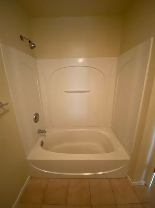 Foto del edificio - Midtown 2 bedroom 1.5 bathroom