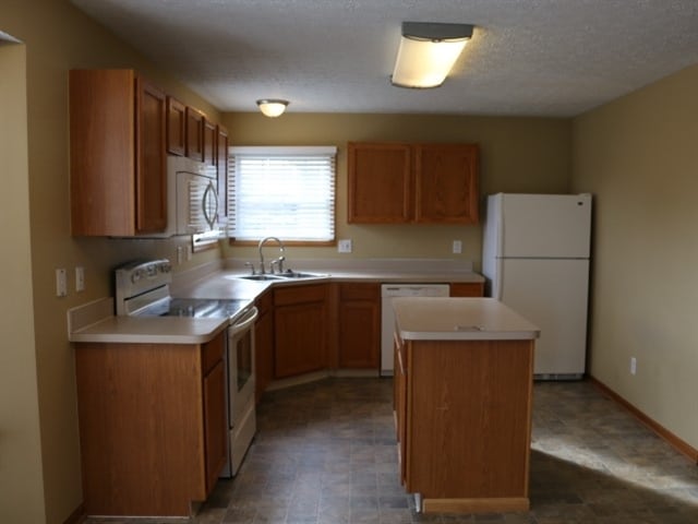 Building Photo - 1163 Tarragon Dr